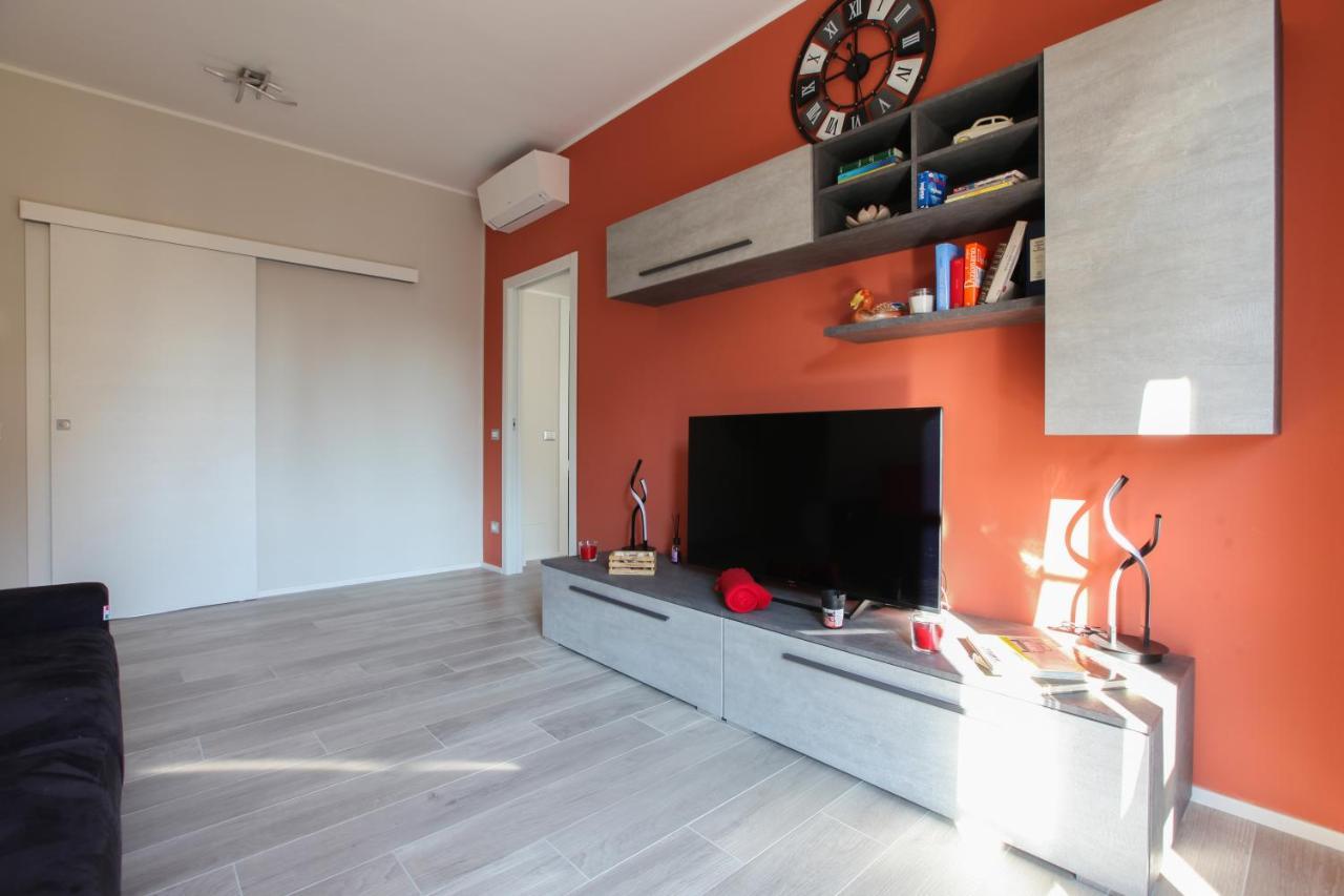 Ferienwohnung Dada 2Bd App - Nuovo In Centro Zona Navigli Mailand Exterior foto